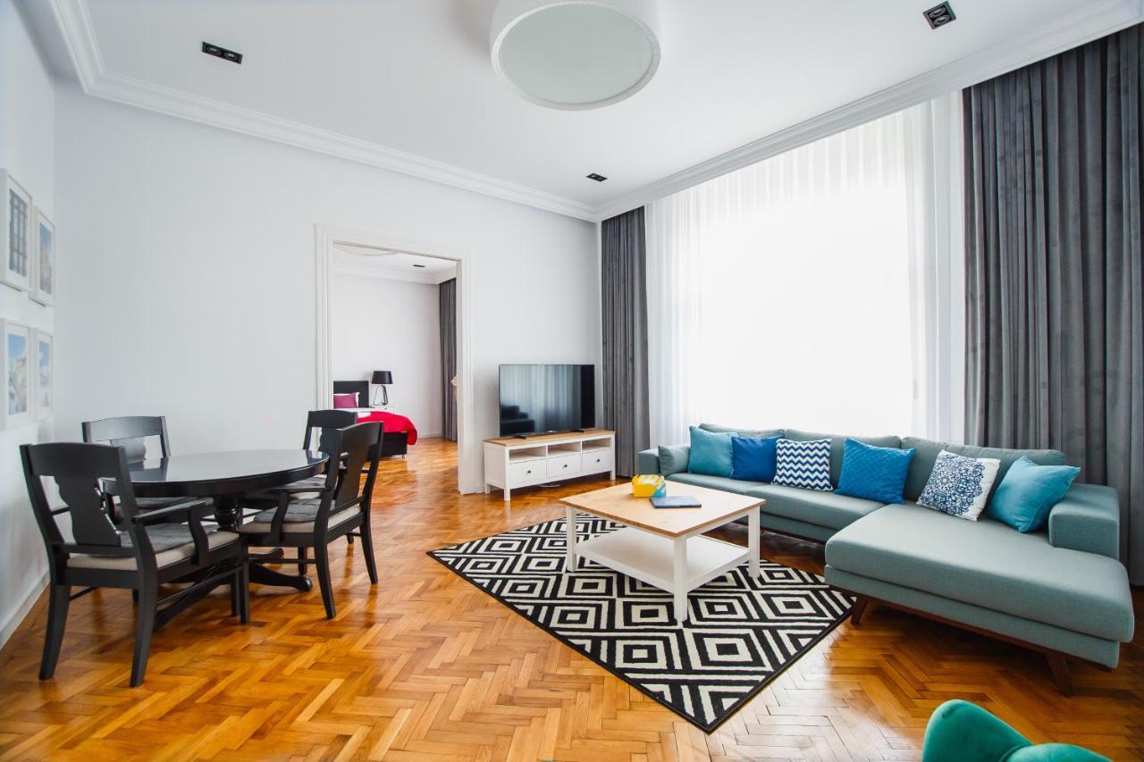 Spacious Riverviews Apartment Near Piata Unirii Орадеа Екстериор снимка